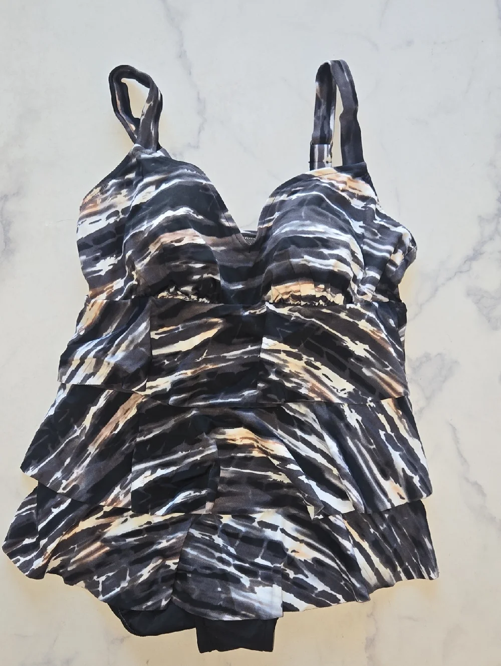 Swim Solutions Tiered Tummy-Control One-Piece Swimsuit Coastal Plates Sz 10 NWT - Picture 4 of 10